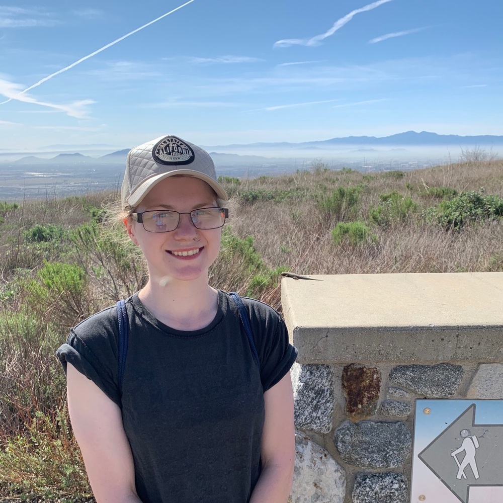 Meet your Posher, Abby